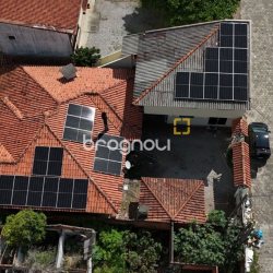 Hotel com 222m², 8 quartos, 5 garagens, no bairro Vargem do Bom Jesus em Florianópolis