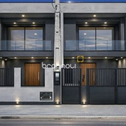 Casa com 161m², 3 quartos (sendo 1 suíte), 2 garagens, no bairro Sertão do Maruim em São José
