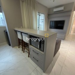 Apartamento com 73m², 2 quartos, 1 garagem, no bairro Campinas em São José