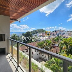 Apartamento com 106m², 2 quartos (sendo 2 suítes), 2 garagens, no bairro João Paulo em Florianópolis