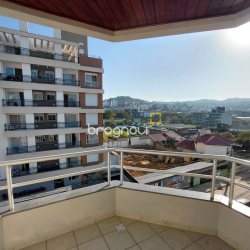 Apartamento com 67m², 2 quartos, 1 garagem, no bairro Pantanal em Florianópolis