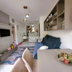 Apartamento com 65m², 3 quartos, 1 garagem, no bairro Ipiranga em São José