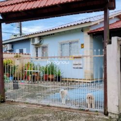 Casa com 99m², 2 quartos, 1 garagem, no bairro Vargem do Bom Jesus em Florianópolis