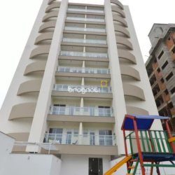 Apartamento com 72m², 2 quartos, 1 garagem, no bairro Ipiranga em São José