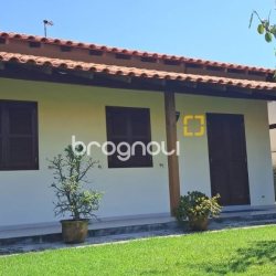Casa com 123m², 3 quartos, 3 garagens, no bairro Ingleses do Rio Vermelho em Florianópolis