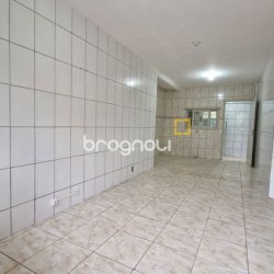 Apartamento com 45m², 2 quartos, 1 garagem, no bairro Ingleses em Florianópolis