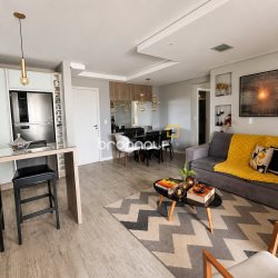 Apartamento com 85m², 2 quartos (sendo 1 suíte), 1 garagem, no bairro Kobrasol em São José