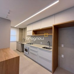 Studio com 40m², 1 quarto, 1 garagem, no bairro Centro em Florianópolis