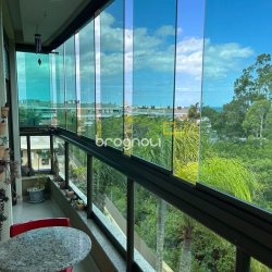 Apartamento com 102m², 3 quartos (sendo 1 suíte), 2 garagens, no bairro Campeche em Florianópolis