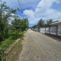 Terreno com 386m², no bairro Açores em Florianópolis