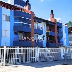 Apartamento com 74m², 2 quartos, 1 garagem, no bairro Barra da Lagoa em Florianópolis