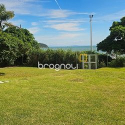 Apartamento com 101m², 3 quartos (sendo 1 suíte), 1 garagem, no bairro Canasvieiras em Florianópolis