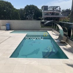 Casa com 739m², 4 quartos (sendo 4 suítes), 4 garagens, no bairro Jurerê Internacional em Florianópolis