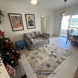 Apartamento com 69m², 2 quartos (sendo 1 suíte), 1 garagem, no bairro Canasvieiras em Florianópolis