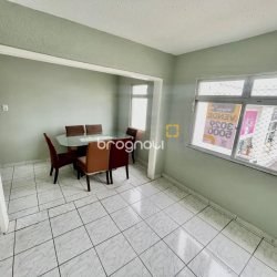 Apartamento com 48m², 2 quartos, 1 garagem, no bairro Barreiros em São José