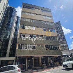 Sala com 58m², no bairro Centro em Florianópolis