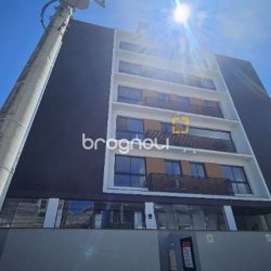 Apartamento com 45m², 1 quarto (sendo 1 suíte), 1 garagem, no bairro Centro em Florianópolis
