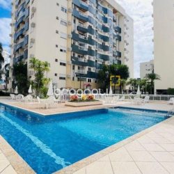 Apartamento com 75m², 3 quartos (sendo 1 suíte), 1 garagem, no bairro Itacorubi em Florianópolis
