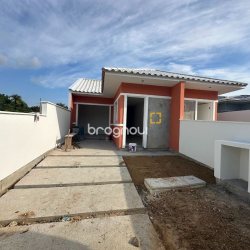 Casa com 50m², 2 quartos, 2 garagens, no bairro Forquilhas em São José