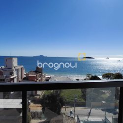 Apartamento com 65m², 2 quartos (sendo 1 suíte), 1 garagem, no bairro Ingleses em Florianópolis