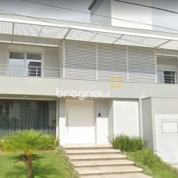 Casa com 412m², 3 quartos (sendo 3 suítes), 2 garagens, no bairro Jurerê Internacional em Florianópolis