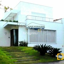 Casa com 480m², 4 quartos (sendo 4 suítes), 6 garagens, no bairro Jurerê Internacional em Florianópolis