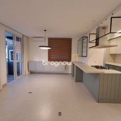 Apartamento com 78m², 2 quartos (sendo 1 suíte), 1 garagem, no bairro Ingleses em Florianópolis