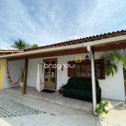 Casa com 160m², 4 quartos, 4 garagens, no bairro Ingleses em Florianópolis