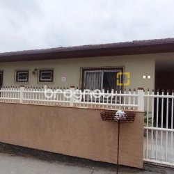 Casa com 110m², 3 quartos (sendo 1 suíte), 1 garagem, no bairro Rio Tavares em Florianópolis
