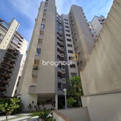 Apartamento com 125m², 3 quartos (sendo 1 suíte), 1 garagem, no bairro Centro em Florianópolis