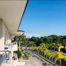 Apartamento com 144m², 4 quartos (sendo 2 suítes), 2 garagens, no bairro Jurerê Internacional em Florianópolis