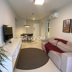 Apartamento com 94m², 3 quartos (sendo 1 suíte), no bairro Centro em Florianópolis