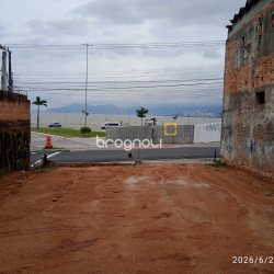 Terreno com 190m², no bairro Estreito em Florianópolis