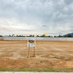 Terreno com 360m², no bairro Beira Rio em Biguaçu