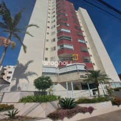 Apartamento com 114m², 3 quartos (sendo 1 suíte), 1 garagem, no bairro Estreito em Florianópolis