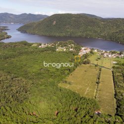 Terreno com 48000m², no bairro Fag em Florianópolis