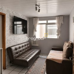 Apartamento com 40m², 2 quartos, no bairro Praia Comprida em São José