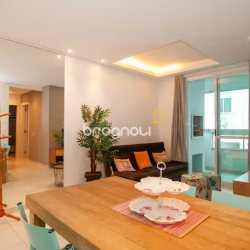 Apartamento com 77m², 2 quartos (sendo 1 suíte), 1 garagem, no bairro Ingleses do Rio Vermelho em Florianópolis