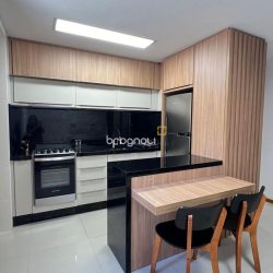 Apartamento com 73m², 1 quarto, 1 garagem, no bairro Agronômica em Florianópolis