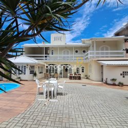 Casa com 180m², 4 quartos (sendo 3 suítes), 2 garagens, no bairro Ingleses em Florianópolis