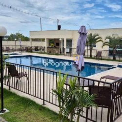 Apartamento com 40m², 2 quartos, 1 garagem, no bairro Sertão do Maruim em São José