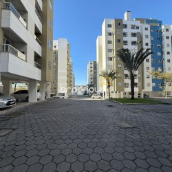 Apartamento com 50m², 2 quartos, 1 garagem, no bairro Pedra Branca em Palhoça