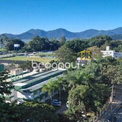 Apartamento com 115m², 3 quartos (sendo 1 suíte), 2 garagens, no bairro Agronômica em Florianópolis