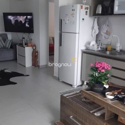 Apartamento com 77m², 2 quartos (sendo 1 suíte), no bairro São João do Rio Vermelho em Florianópolis