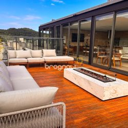 Apartamento com 119m², 3 quartos (sendo 3 suítes), 2 garagens, no bairro Jurerê em Florianópolis
