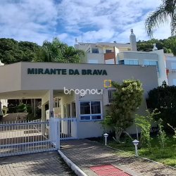 Apartamento com 69m², 2 quartos (sendo 1 suíte), 1 garagem, no bairro Praia Brava em Florianópolis