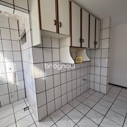 Apartamento com 41m², 2 quartos, 1 garagem, no bairro Campinas em São José