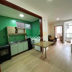 Apartamento com 33m², 1 quarto, no bairro Kobrasol em São José
