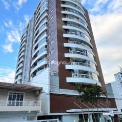 Apartamento com 87m², 3 quartos (sendo 1 suíte), 1 garagem, no bairro Kobrasol em São José