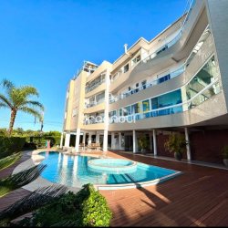 Apartamento com 130m², 3 quartos (sendo 2 suítes), 2 garagens, no bairro Campeche em Florianópolis